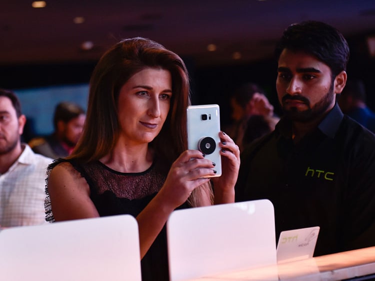 1.1967927-2776088680