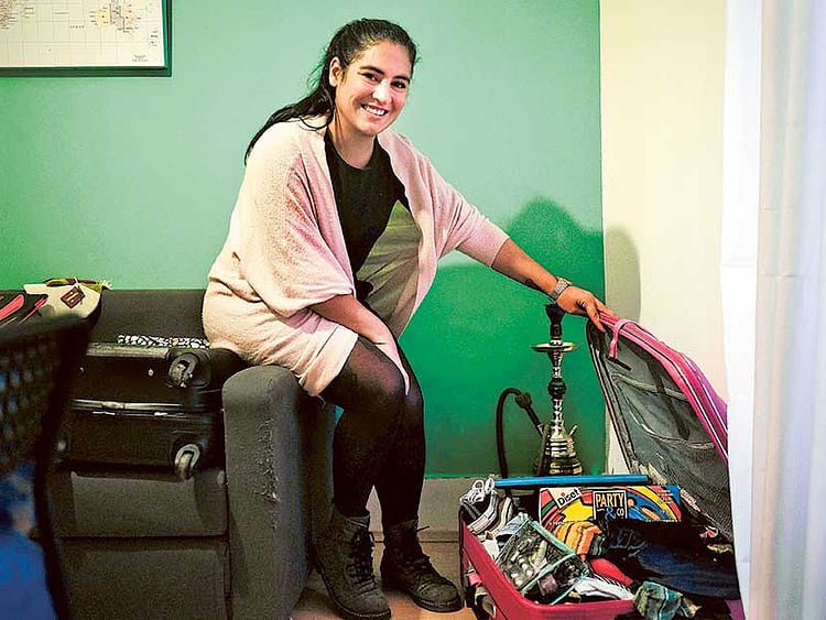 1.1969616-4195782342