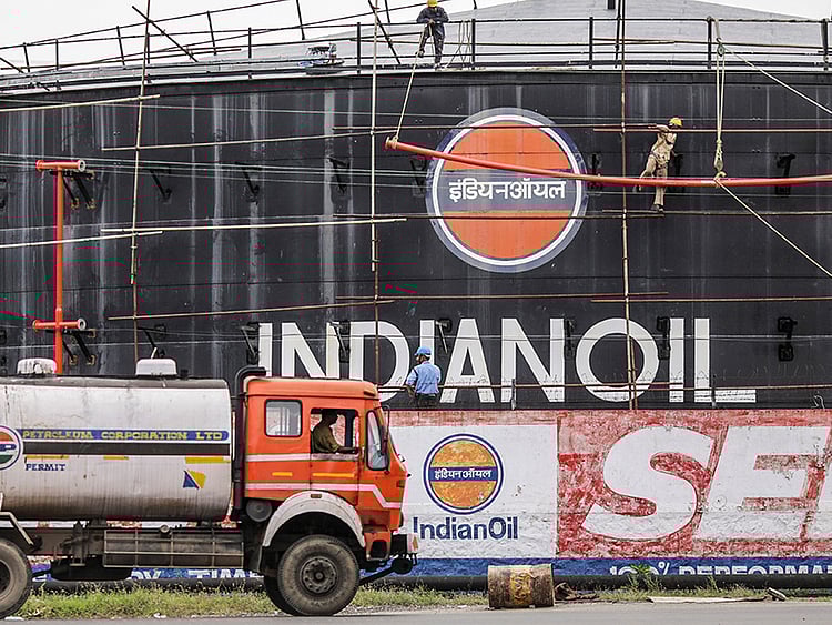 1.2098795-2597220251