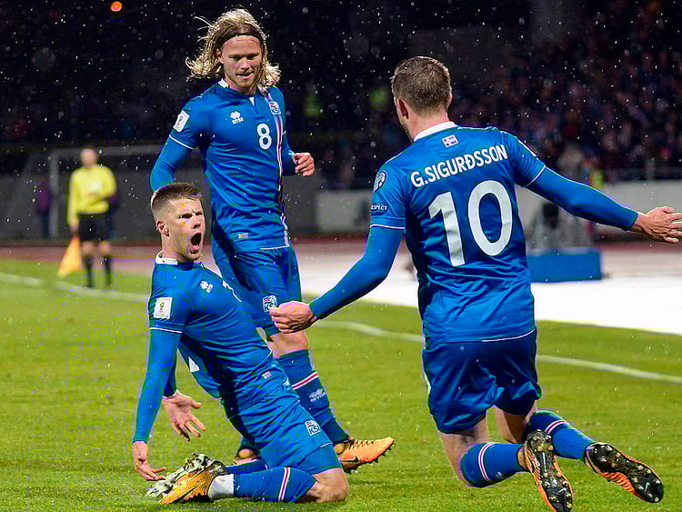 1.2103287-1639396413