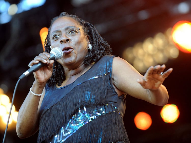 1.2104058-3367808098