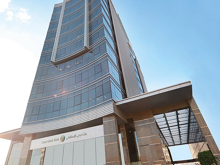 1.2104181-3857864305