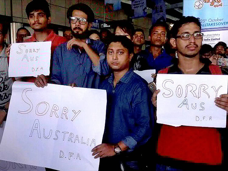 1.2104466-2285335401