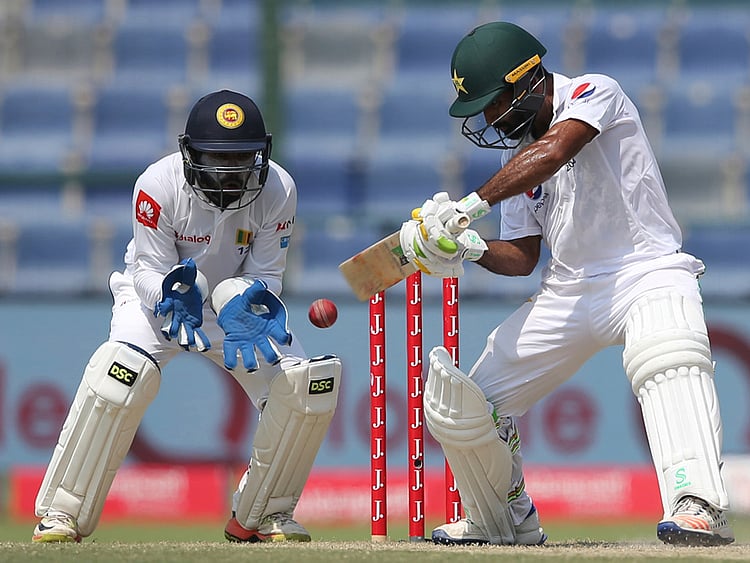 1.2104483-3811117805