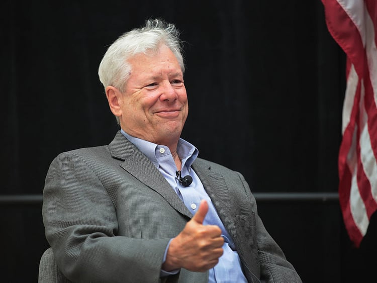 1.2104937-4089477777