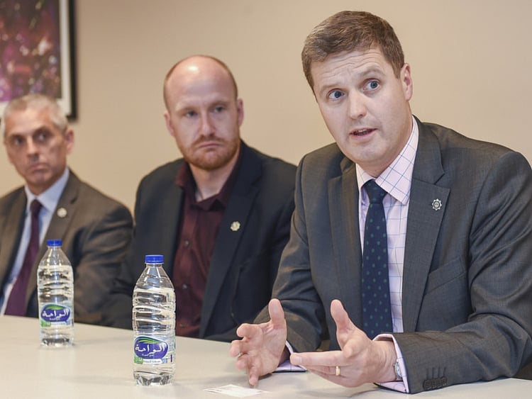 1.2105659-1826379880