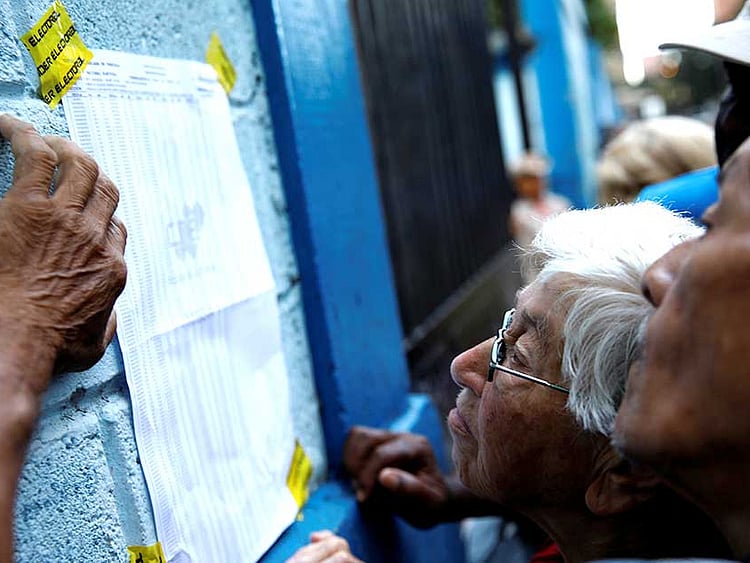 1.2105972-4205899293