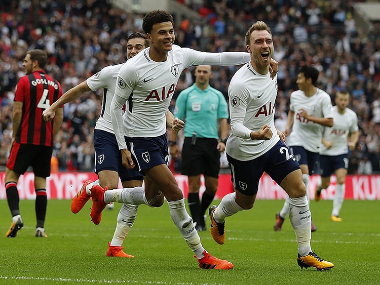 1.2106121-2807234228