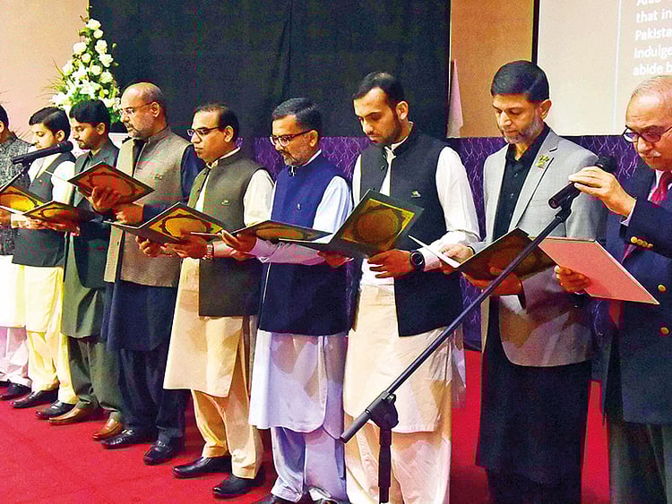 1.2106778-3497964259