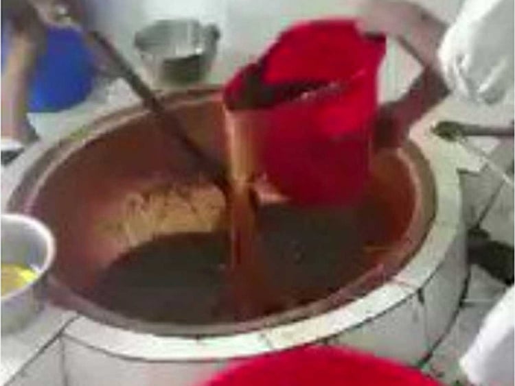 1.2112995-2552580983