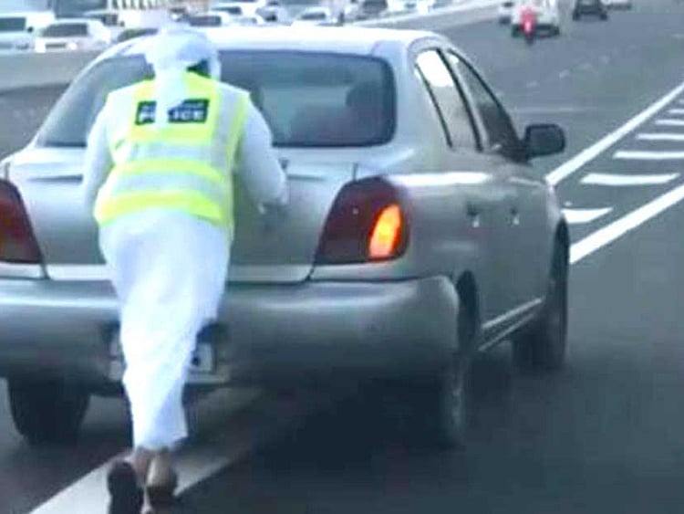 1.2107455-3655806653