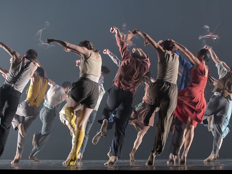 1.2108296-1155589747