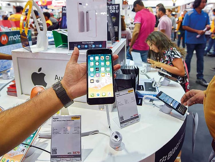 1.2108793-3198994456