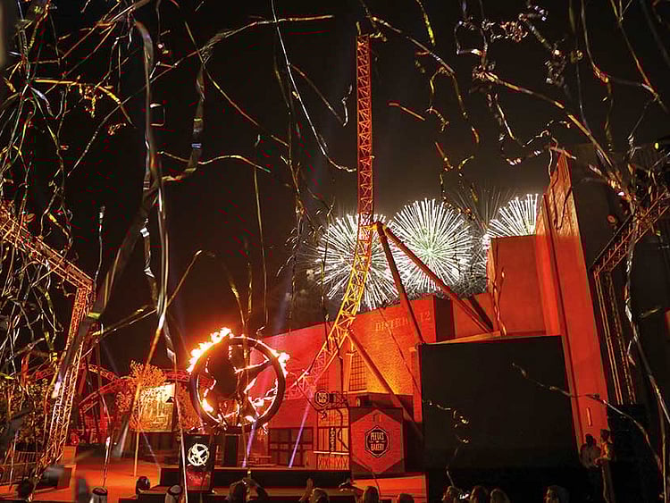 1.2111189-2952853180