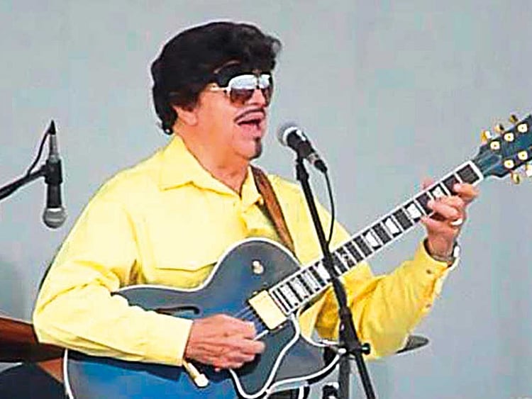 1.2111207-1178340521