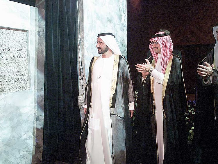 1.2111519-3655806653