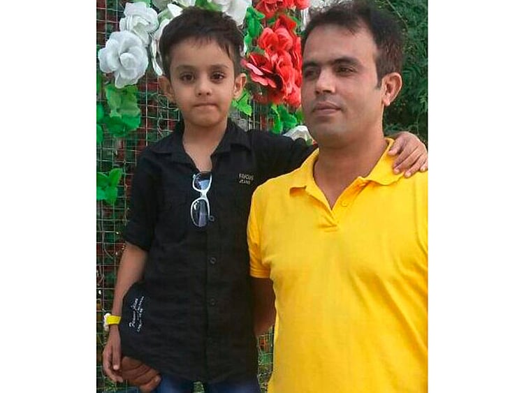 1.2113017-4137561076