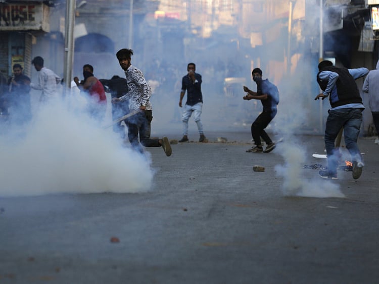 1.2114524-1521158087