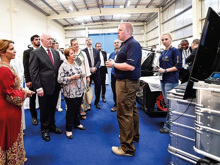 1.2100080-2069636377