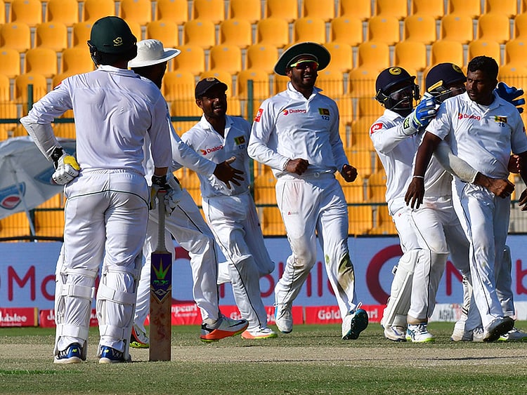 1.2100081-2243698892