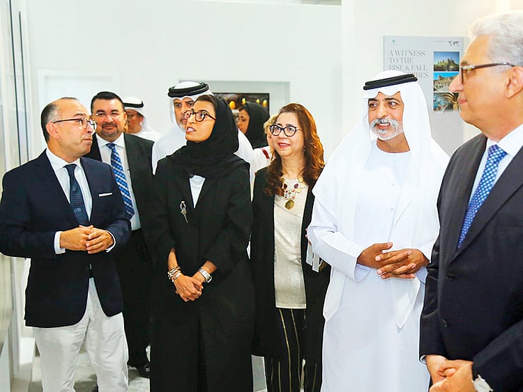 1.2116482-1930581405