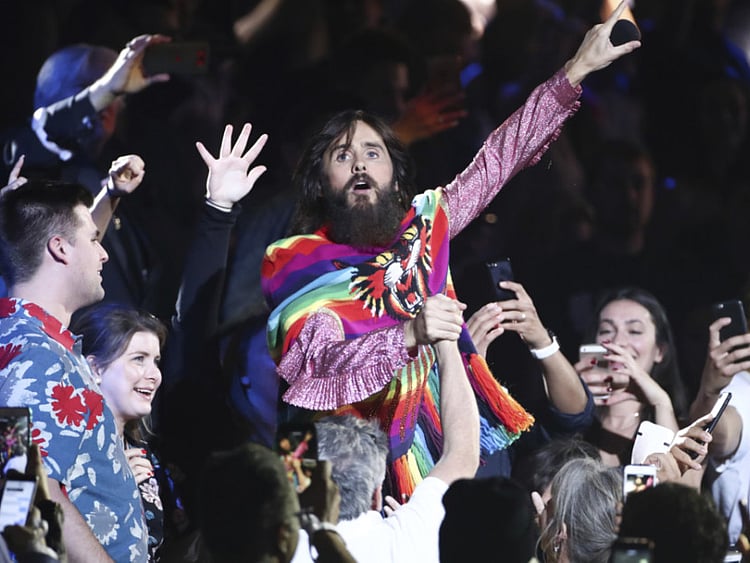 1.2100284-1097968480