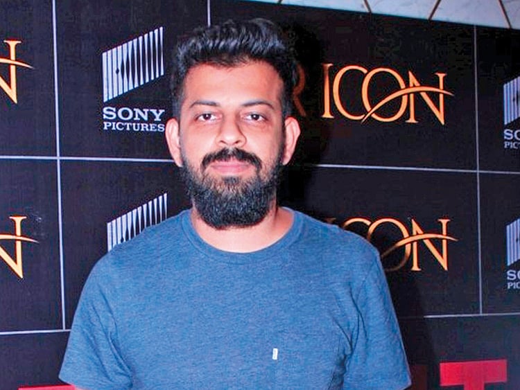 1.2100252-1417738463