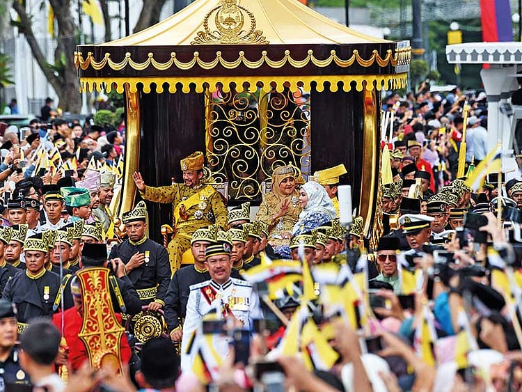 1.2101019-2154872189