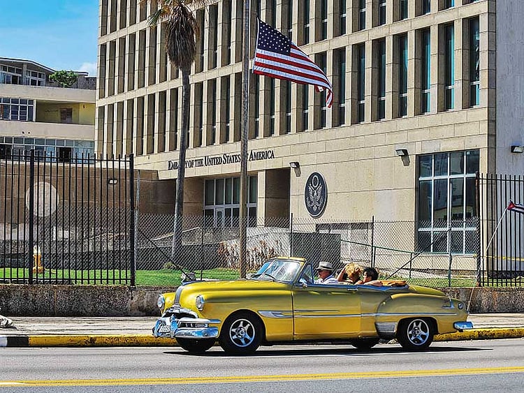 1.2101820-2586651477