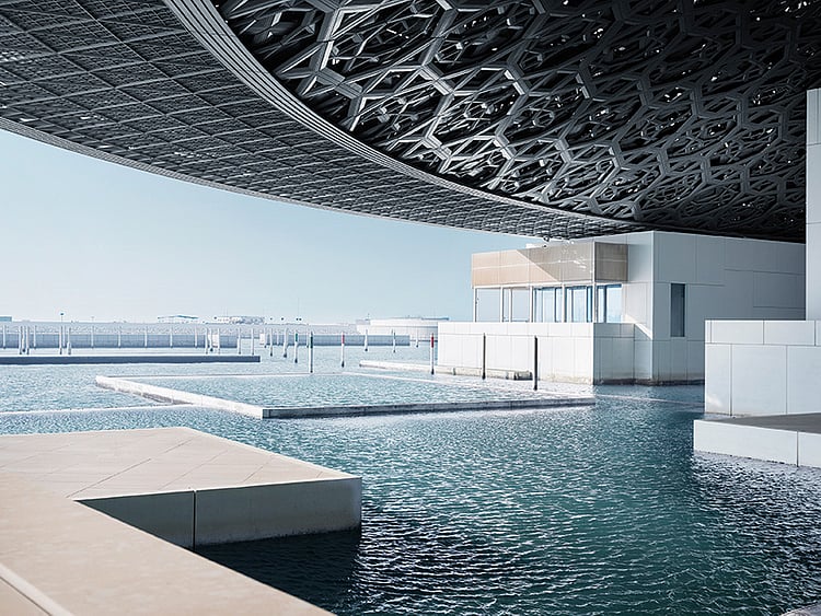 1.2117037-2373523139