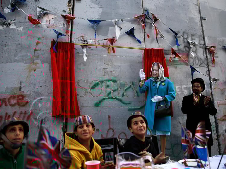 1.2117032-3032384635