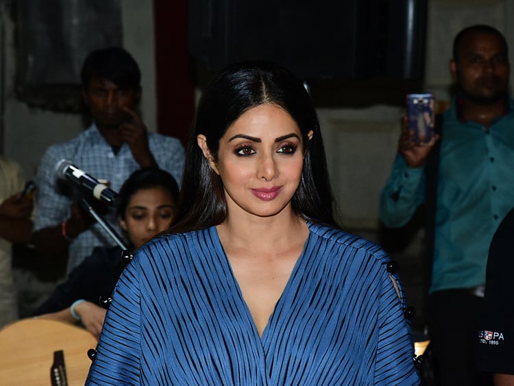 1.2122389-3803026160