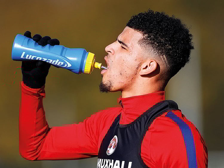 1.2123208-1954318435