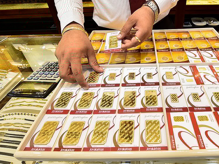 1.2121419-4084543487