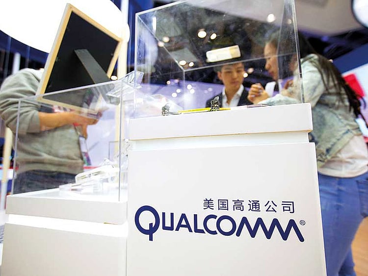 1.2124053-1062400630