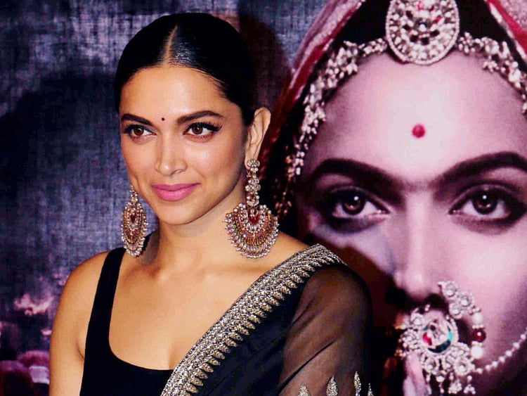 1.2124223-3340994424