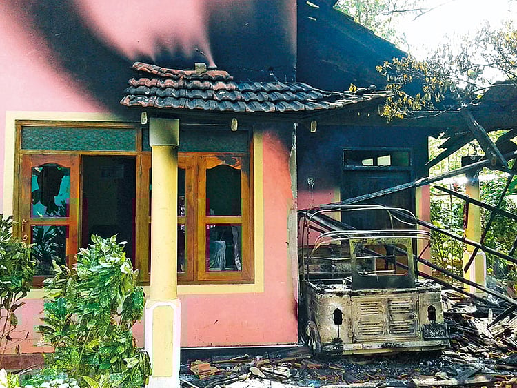 1.2126884-3677985287