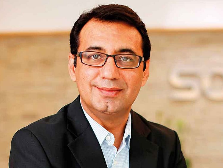 1.2117564-3352348589