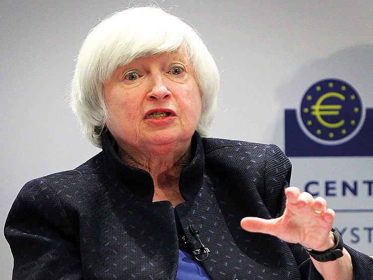 1.2128121-2371936012