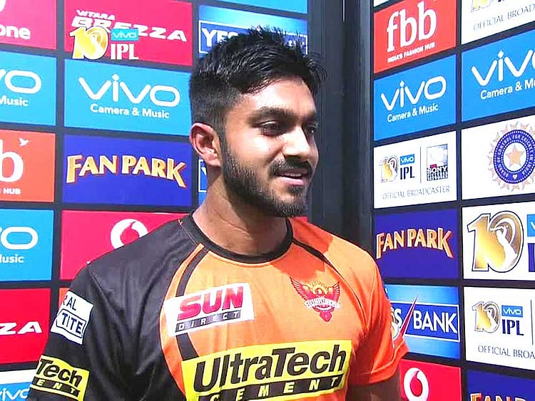 1.2128403-2068763763