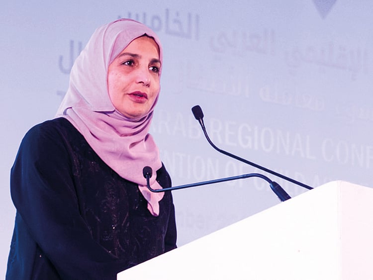 1.2128994-2976785915