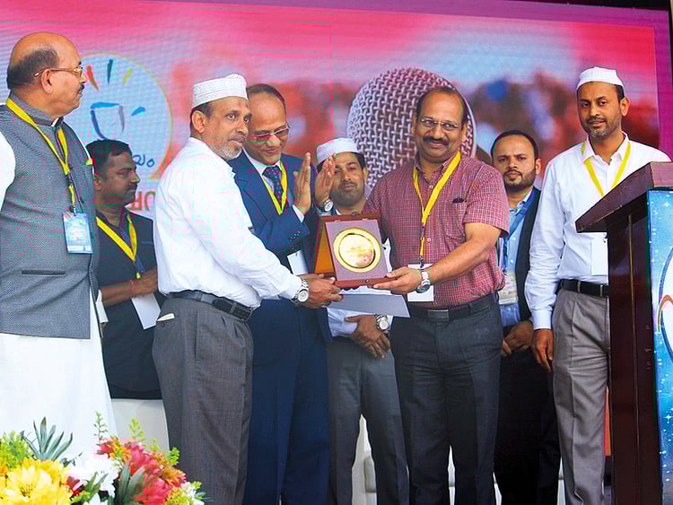 1.2129155-3515185337