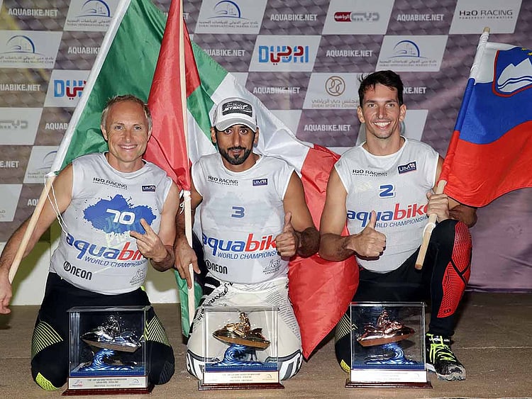 1.2130484-4201763660