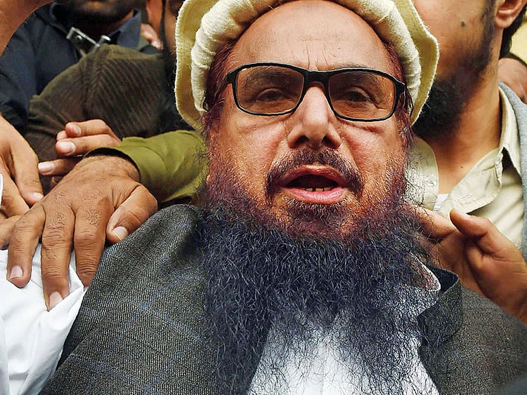 1.2130900-3205465407