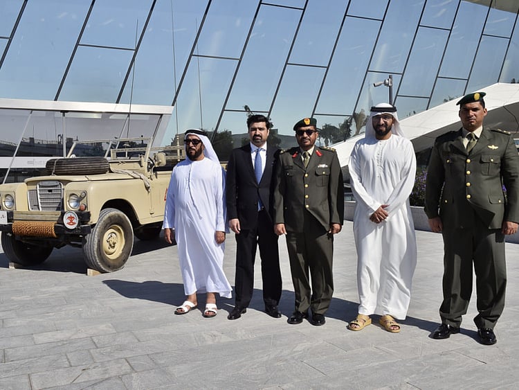 1.2131493-1564526351