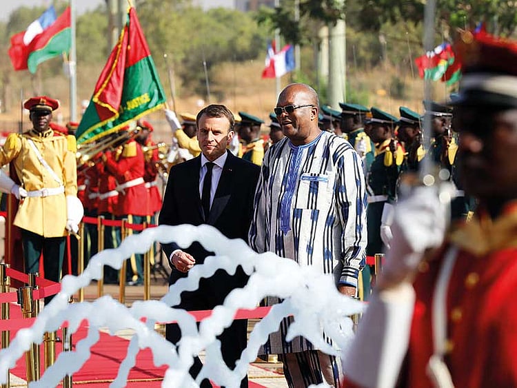 1.2132220-3032748995