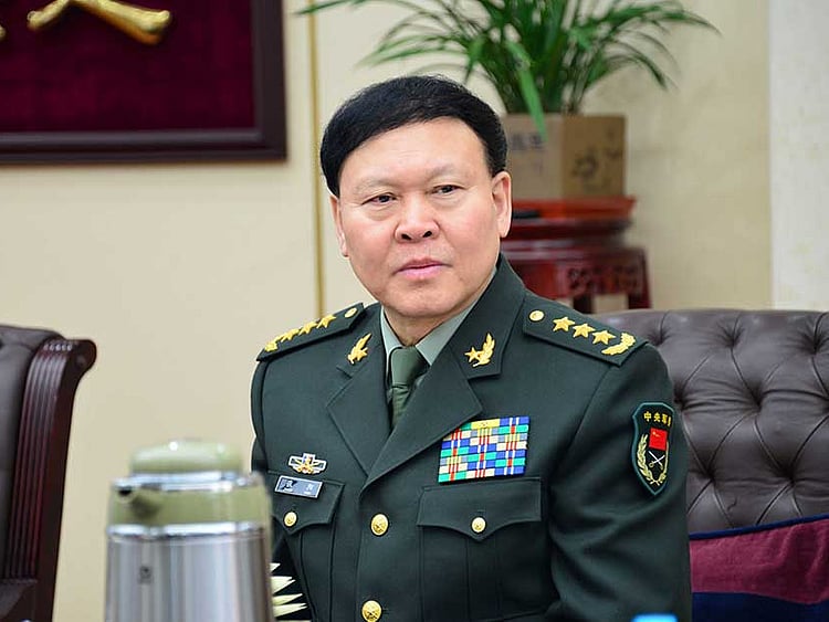 1.2131954-2685772917