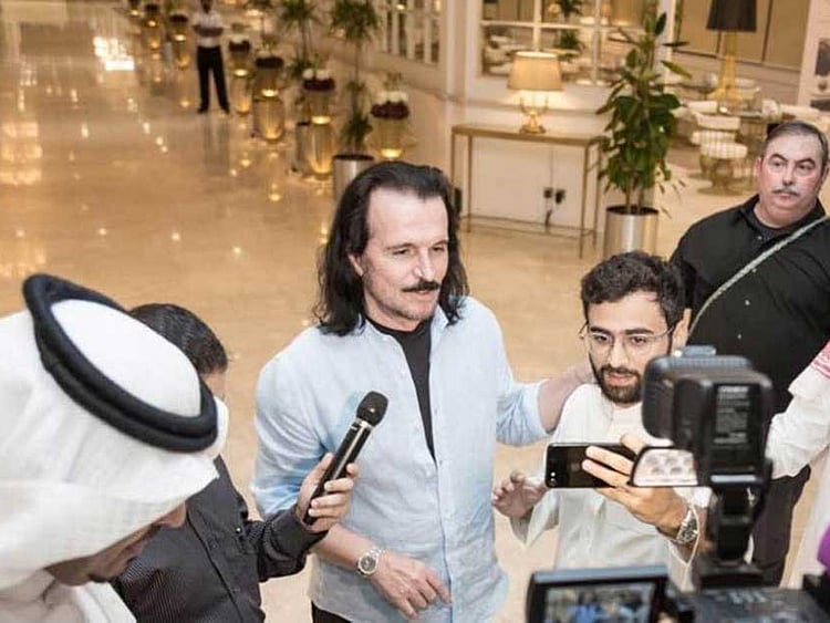 1.2131972-3352348589