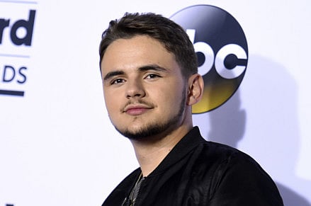 1.2118012-3931304259