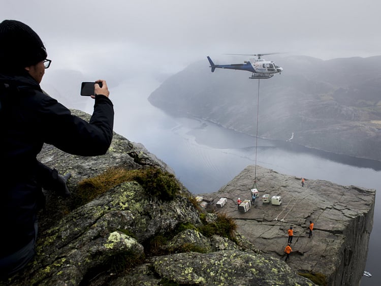 1.2118764-1607756762